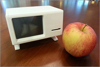 PiXL-with-Apple-sm